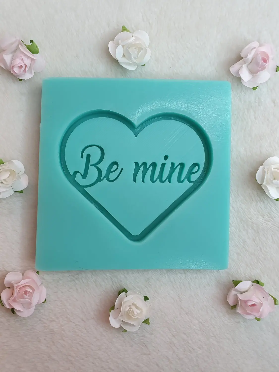 moule silicone pour résine coeur be mine shaker