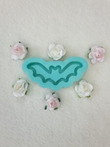 silicone mold bat shaker for resin