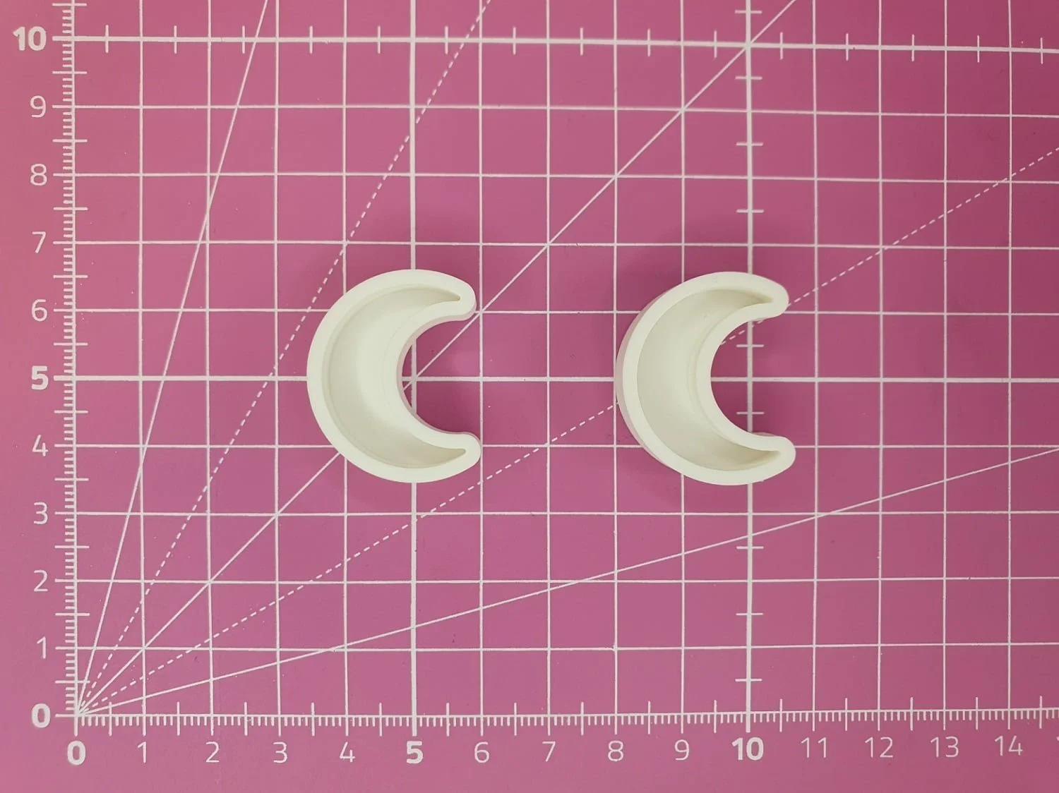 Petite lune / Moule silicone sur commande - Image 2