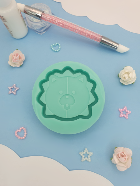 silicone mold shaker kon from bleach for resin