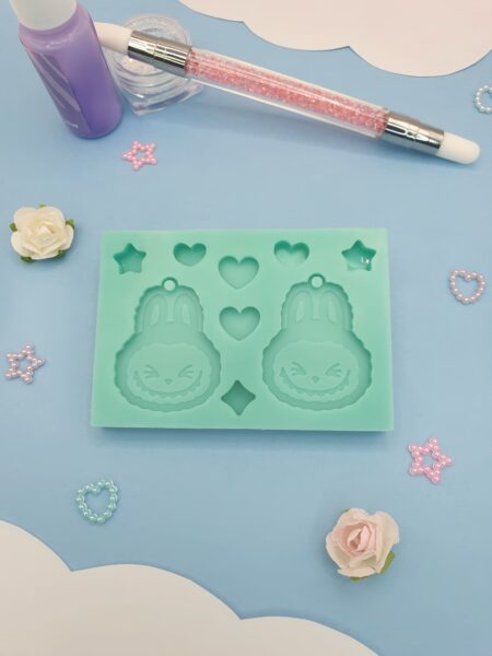 Moule en silicone boucles d'oreilles labubu pour résine époxy