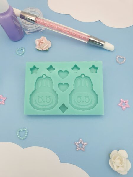 Moule en silicone boucles d'oreilles labubu pour résine époxy