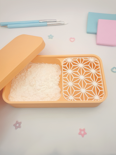 Boite fécule de mais / maizena pour les emporte-pièces pâte polymère