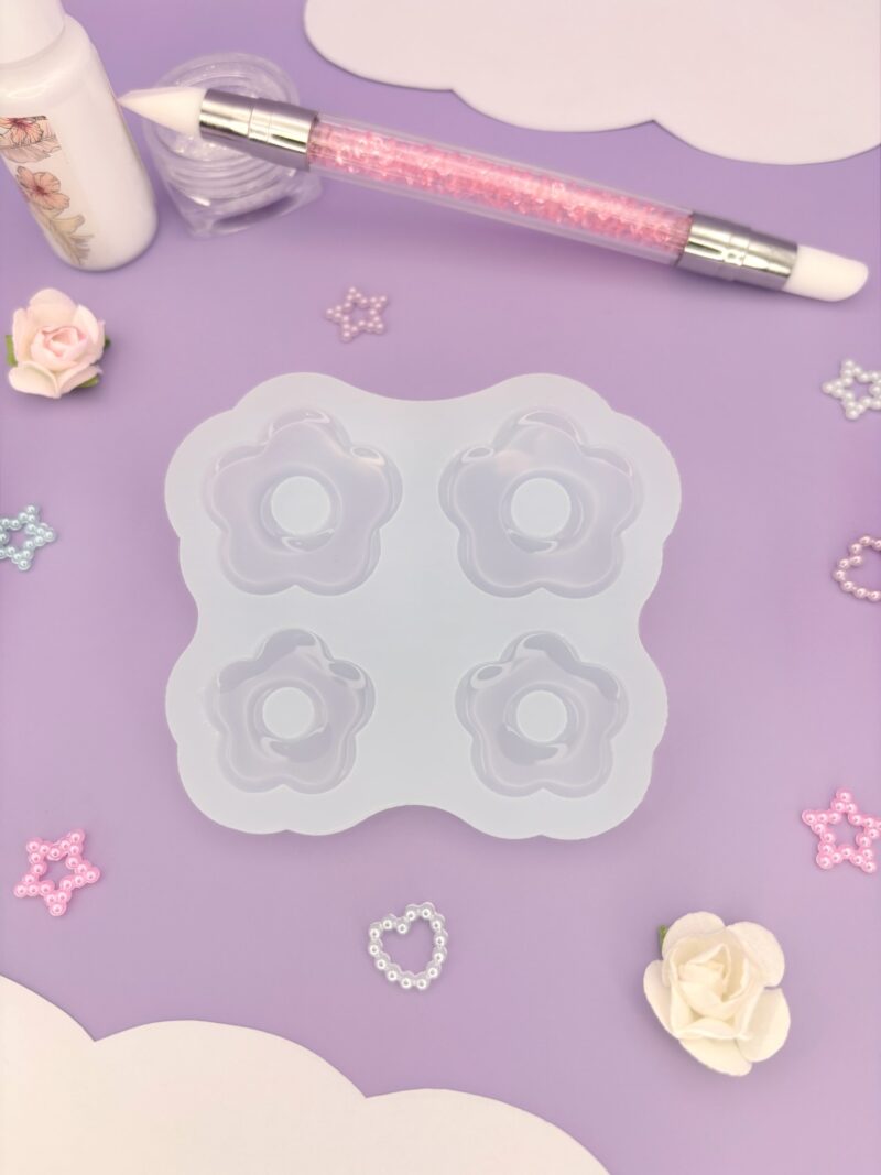 Duo boucles d'oreilles fleurs 2 tailles / Moule silicone sur commande