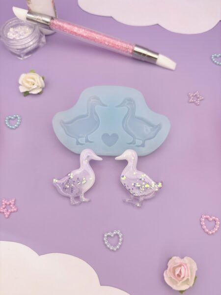 Moule en silicone boucles d'oreilles canards pour résine époxy.