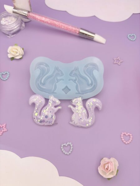 Moule en silicone boucles d'oreilles écureuils pour résine époxy.