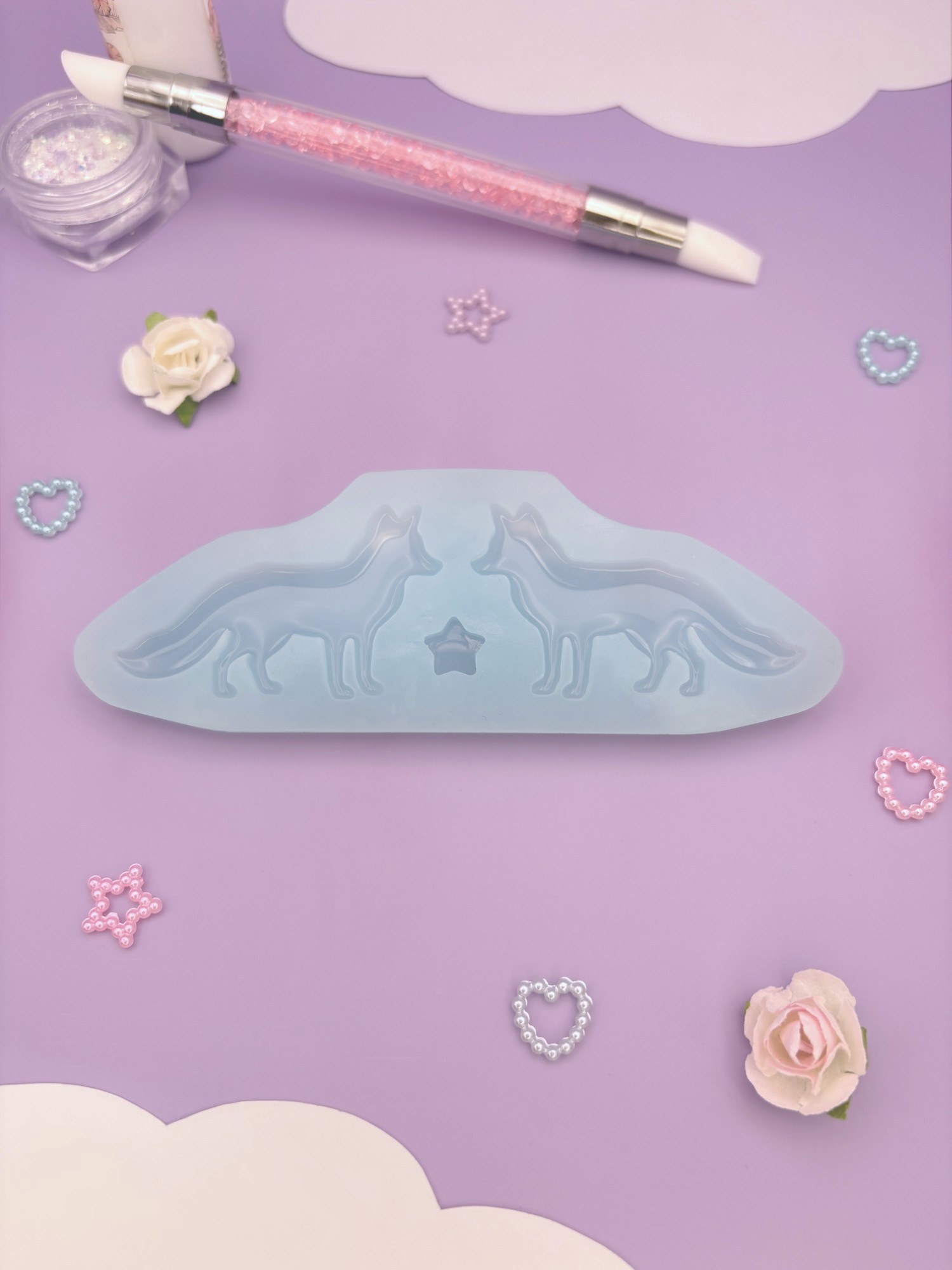 Moule en silicone boucles d'oreilles renards pour résine époxy.