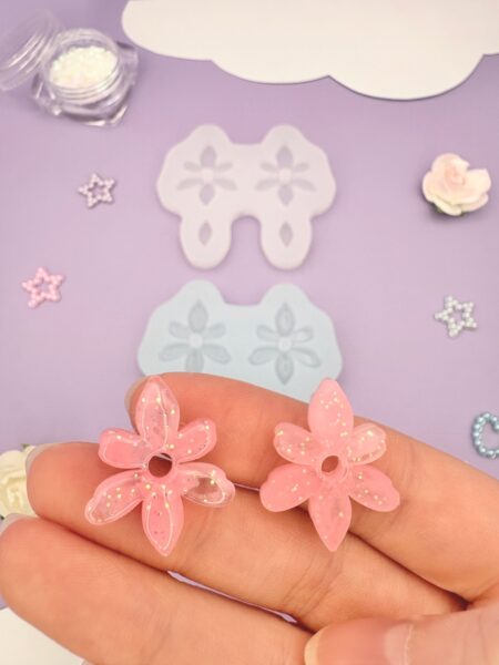 Moule en silicone boucles d'oreilles fleurs pour résine époxy. Pampille pour créole interchangeable