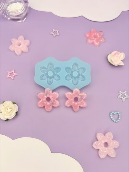 Moule en silicone boucles d'oreilles fleurs pour résine époxy. Pampille pour créole interchangeable