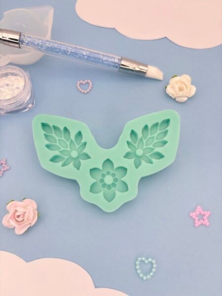 Moule en silicone collier pour résine époxy.